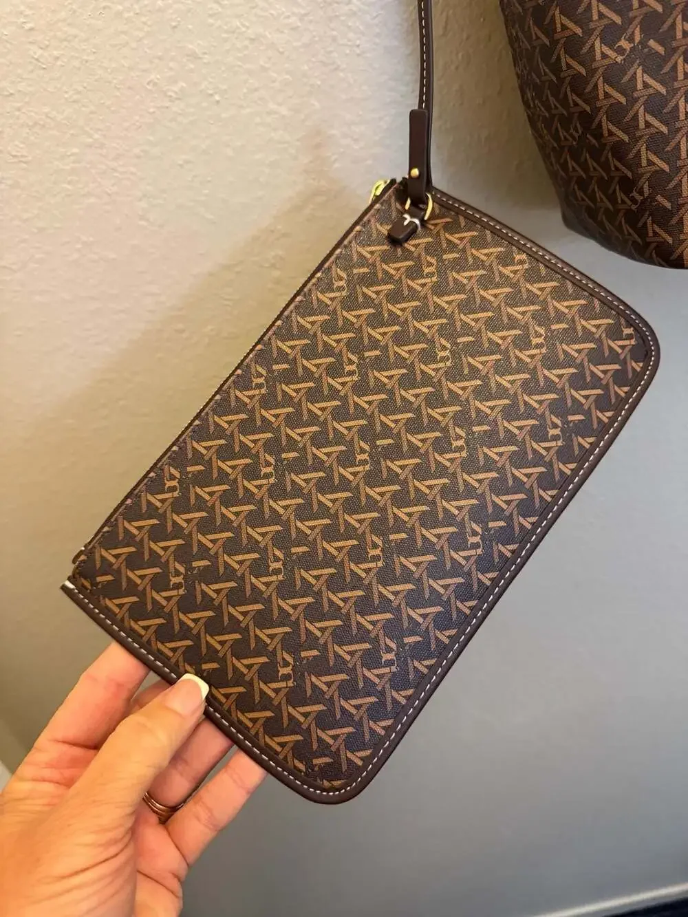 Tory Burch Ever-Ready Printed Coated Canvas Zip Tote Bag with Pouch